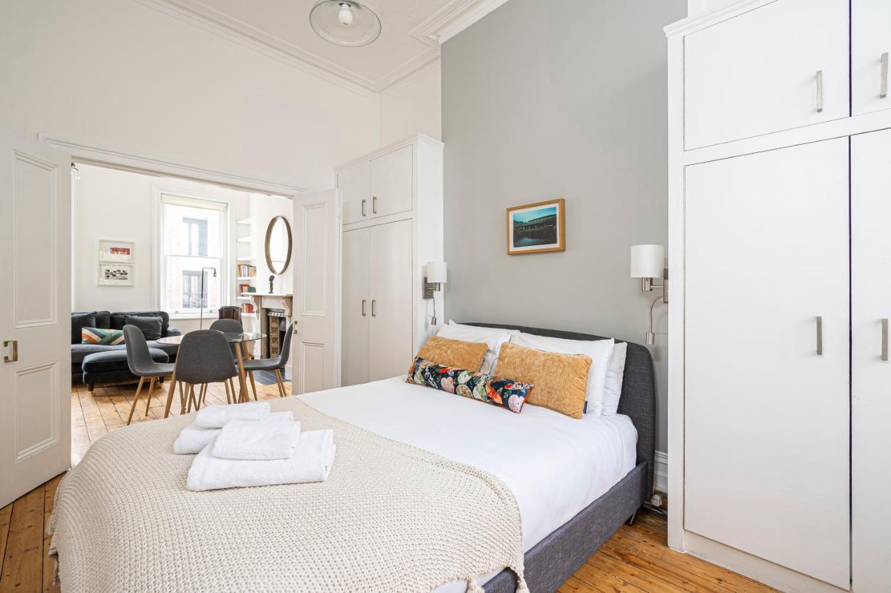 לונדון Chic Apartment Near Kensington Palace מראה חיצוני תמונה