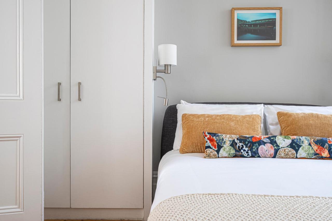 לונדון Chic Apartment Near Kensington Palace מראה חיצוני תמונה